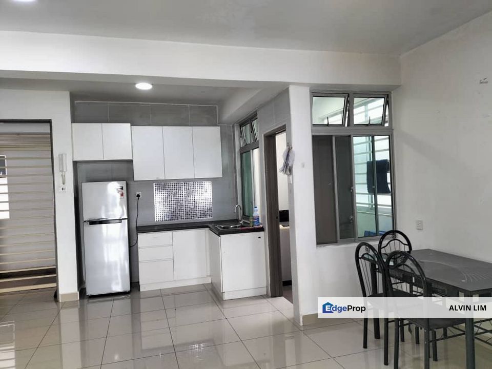 Larkin Height/ Near Ciq/ 1bed 1bath/ Good Condition/ Cheapest, Johor, Johor Bahru