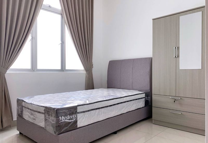 SKS Habitat Apartment, Larkin