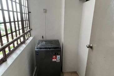 Sri Impian Apartment, Larkin Perdana