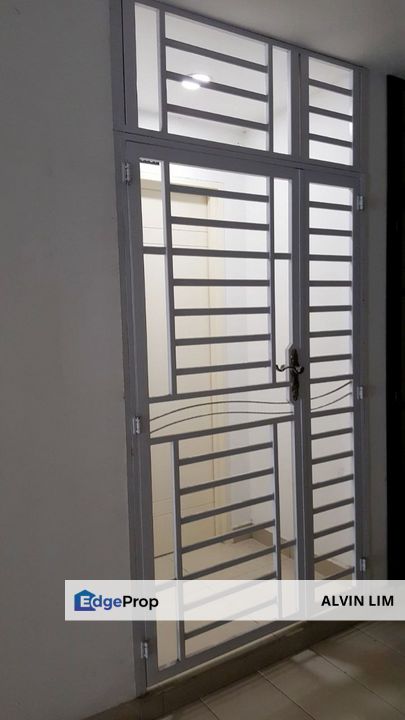 Nusa Heights/ Studio/ Near Second Link/ Good Condition/ Cheapest, Johor, Gelang Patah