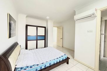 The Straits View, Bandar Baru Permas Jaya