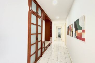 The Straits View, Bandar Baru Permas Jaya