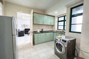 The Straits View, Bandar Baru Permas Jaya