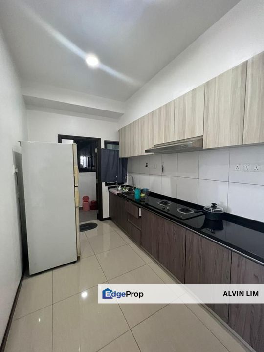 Molek Regency/ Near Ciq/ 3bed 2bath/ Good Condition/ Cheapest/Hot Area, Johor, Johor Bahru