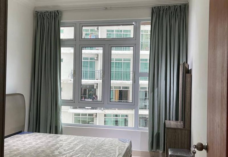 Golden Sands Seaview Residence