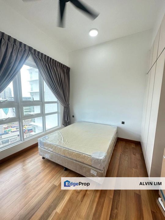 Tritower/ Walk Distance To Ciq/ 3bed 3bath/ Brand New/ Cheapest, Johor, Johor Bahru