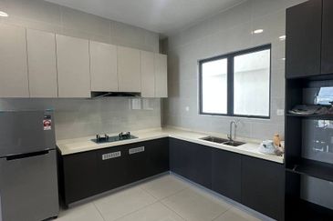 Baypoint @ Country Garden Danga Bay