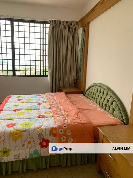 Aloha Tower/ Hsa/ Ciq/ Bus Stop/ Sea View/ 4bed 3bath/ Cheapest, Johor, Johor Bahru
