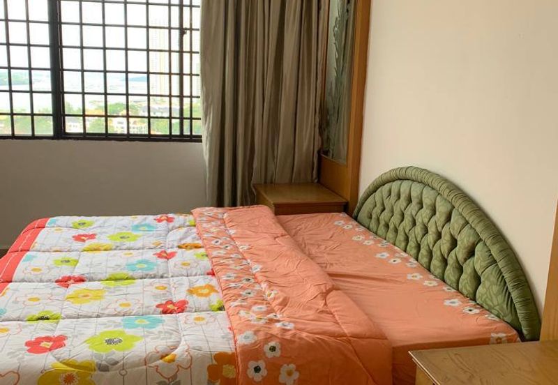 Aloha Tower Condominium