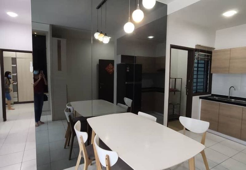 Seri Austin Luxury Apartment