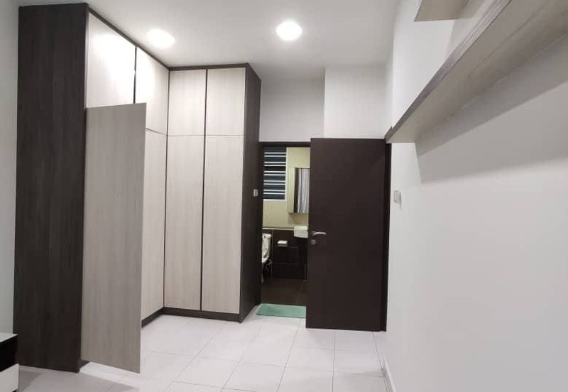 Seri Austin Luxury Apartment