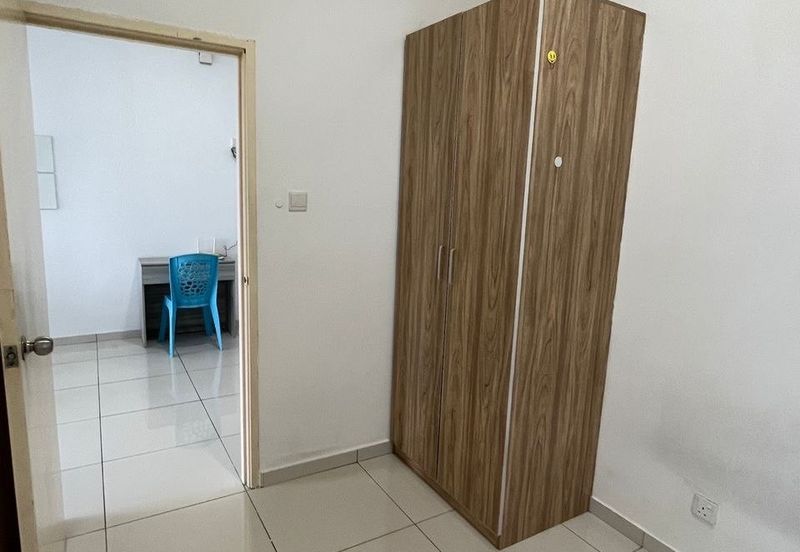 D'Summit Residences @ Kempas Utama