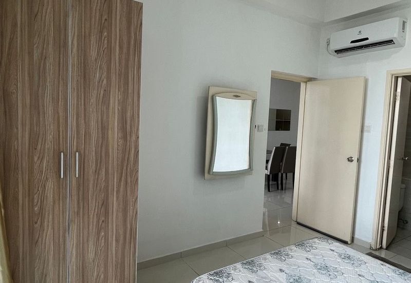 D'Summit Residences @ Kempas Utama