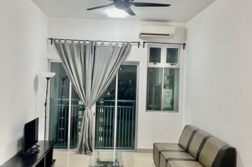 Meridin Bayvue Apartment