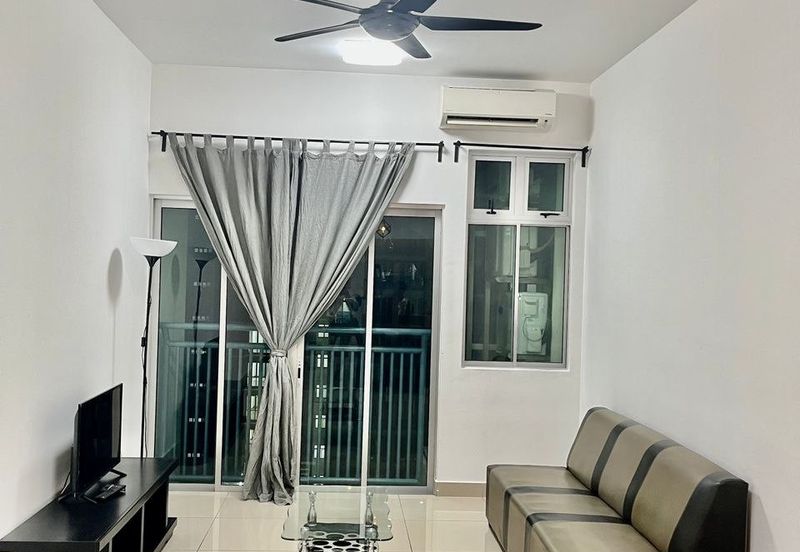 Meridin Bayvue Apartment