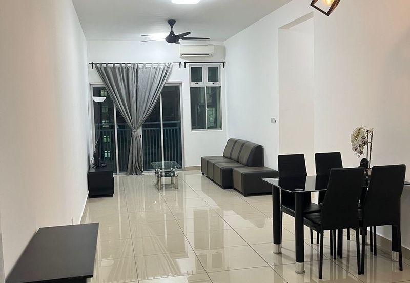 Meridin Bayvue Apartment