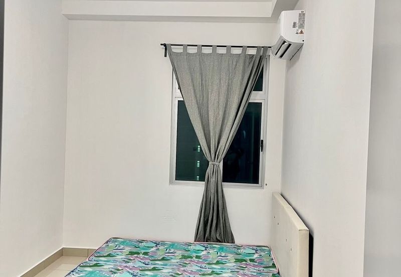 Meridin Bayvue Apartment