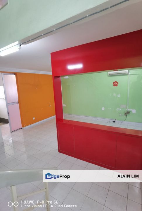 Jalan Jelatang/ Taman Megah Ria/ 4bed 3bath/ Good Condition/ Cheapest, Johor, Masai