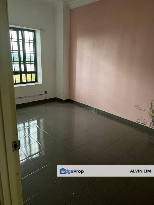 Seri Mutiara/ Seri Alam/ Masai/ 3bed 2bath/ Good Condition/ Cheapest, Johor, Masai