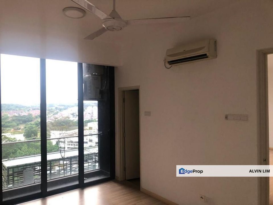 Cube 8 Teens/ Studio/ Good Condition/ Cheapest/ Hot Area, Johor, Johor Bahru
