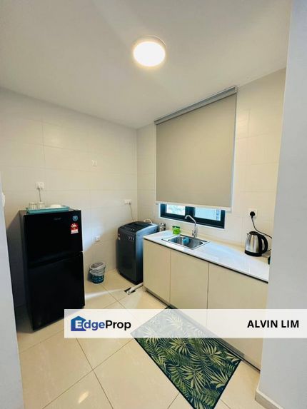 Sks Pavillion/ Walk Distance To Ciq/ Studio/ Good Condition/ Cheapest, Johor, Johor Bahru