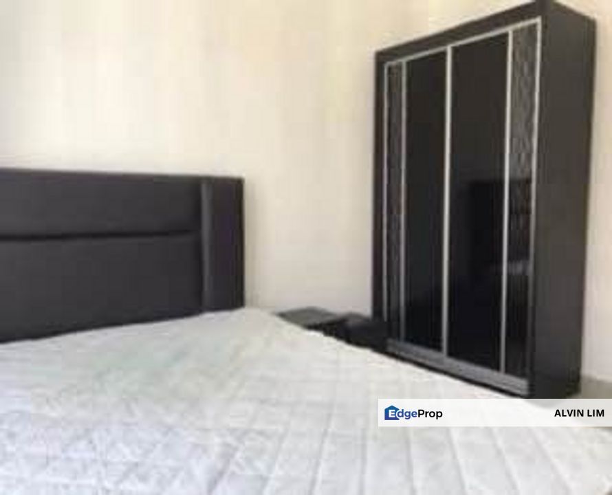 Austin Regency/ 4bed 2bath/ Good Condition/ Cheapest/ Hot Area, Johor, Johor Bahru