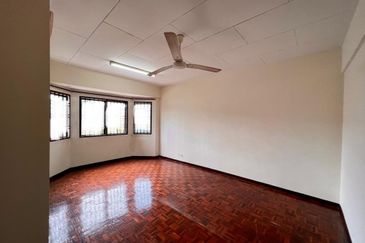 Austin Residence @Taman Mount Austin