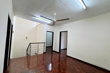 Austin Residence @Taman Mount Austin