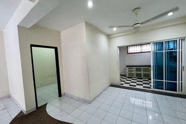 Austin Residence @Taman Mount Austin