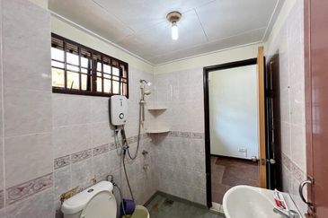 Austin Residence @Taman Mount Austin