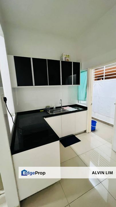 Nusa Heights/ Studio/ Near Second Link/ Good Condition/ Cheapest, Johor, Gelang Patah