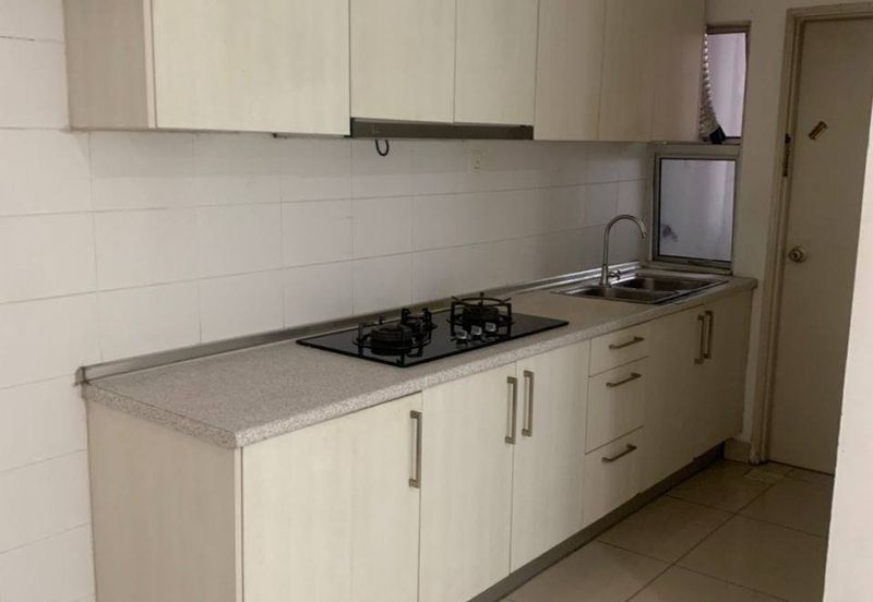 Dedaun Hijau (Greenfield Regency)