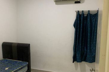 Dedaun Hijau (Greenfield Regency)