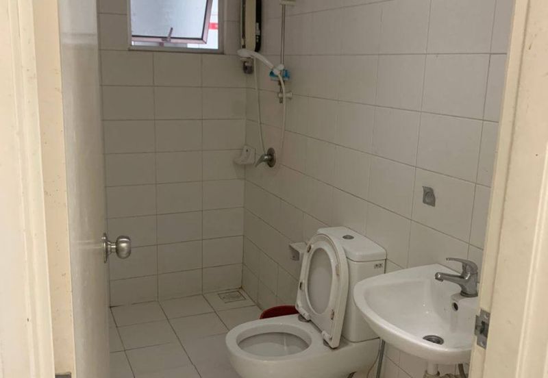 Dedaun Hijau (Greenfield Regency)