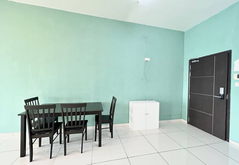 D'Summit Residences @ Kempas Utama