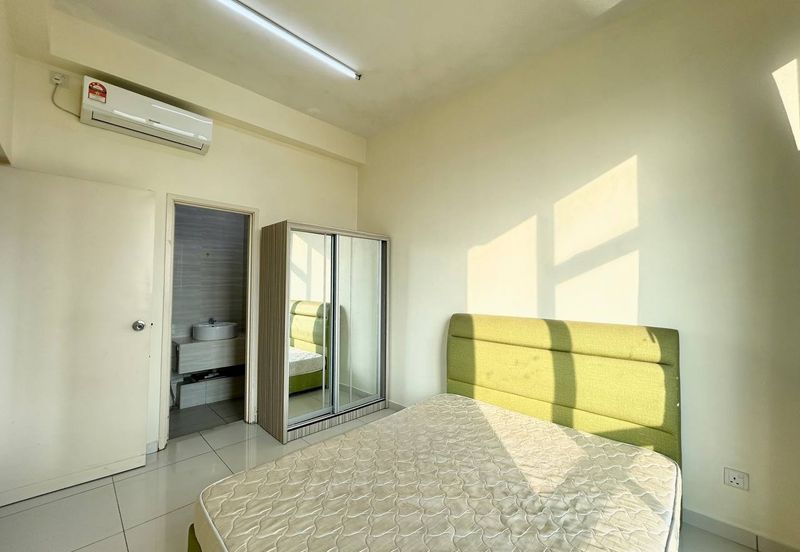 D'Summit Residences @ Kempas Utama