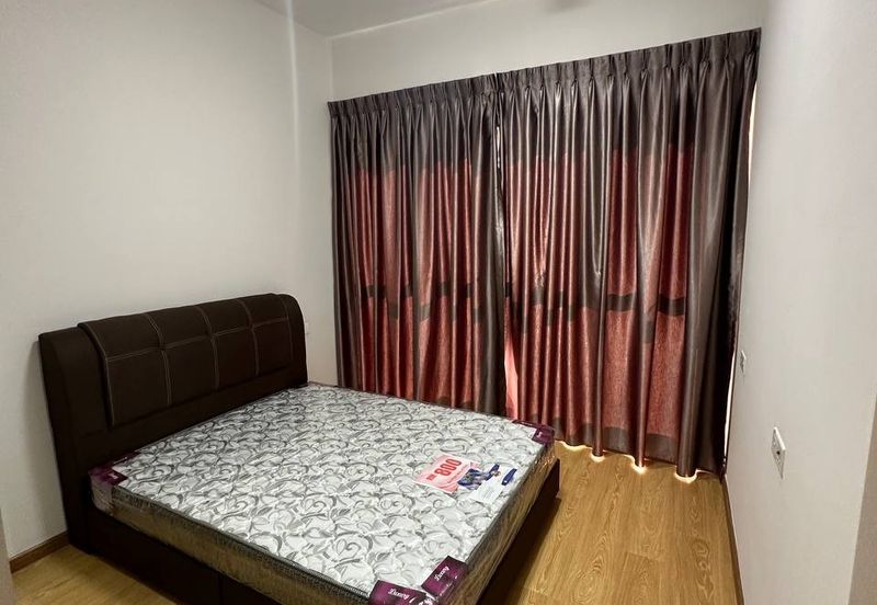 Baypoint @ Country Garden Danga Bay