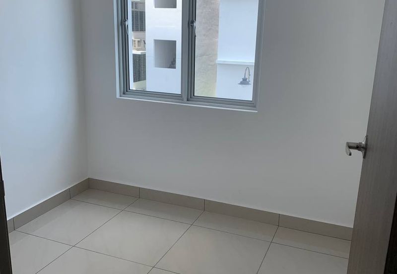 SKS Habitat Apartment, Larkin