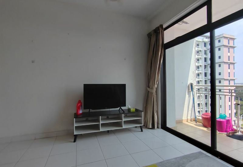 Seri Austin Luxury Apartment