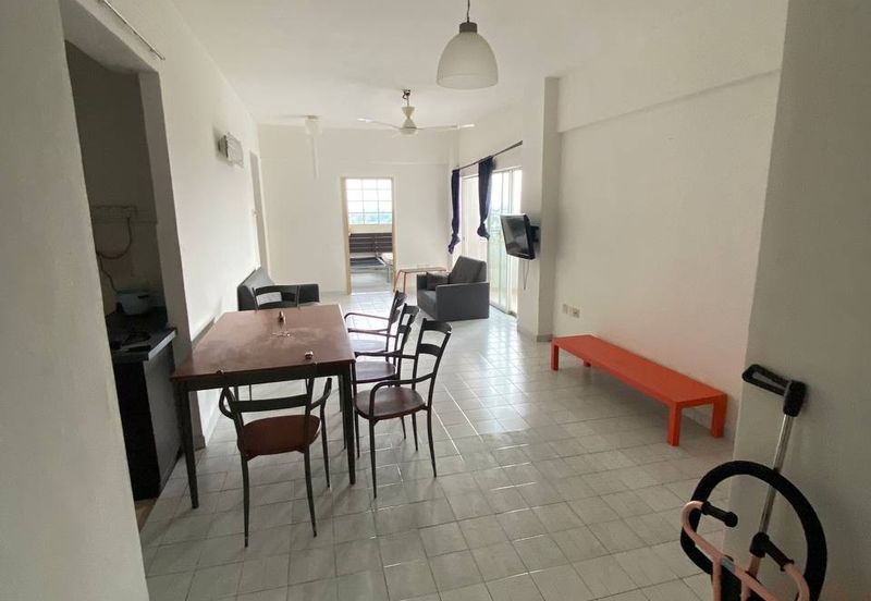 Sri Impian Apartment, Larkin Perdana