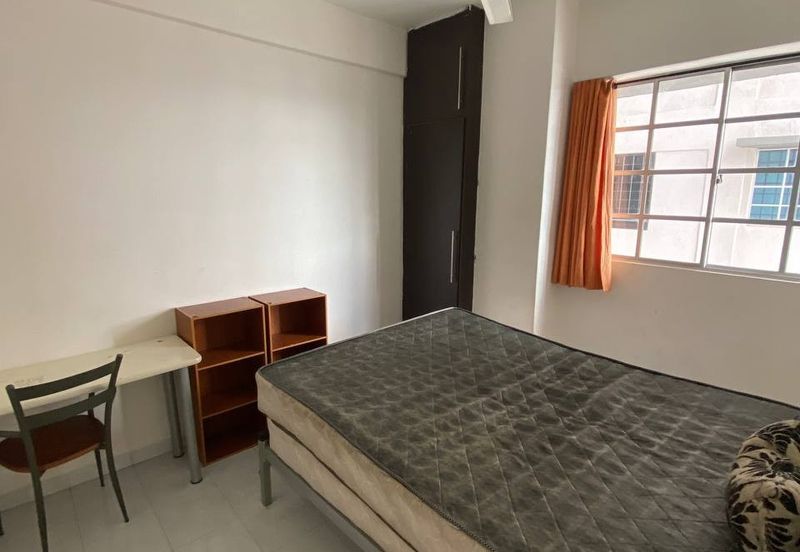 Sri Impian Apartment, Larkin Perdana