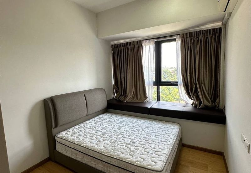 Baypoint @ Country Garden Danga Bay