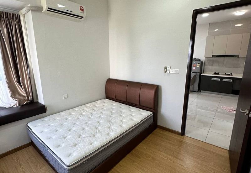 Baypoint @ Country Garden Danga Bay