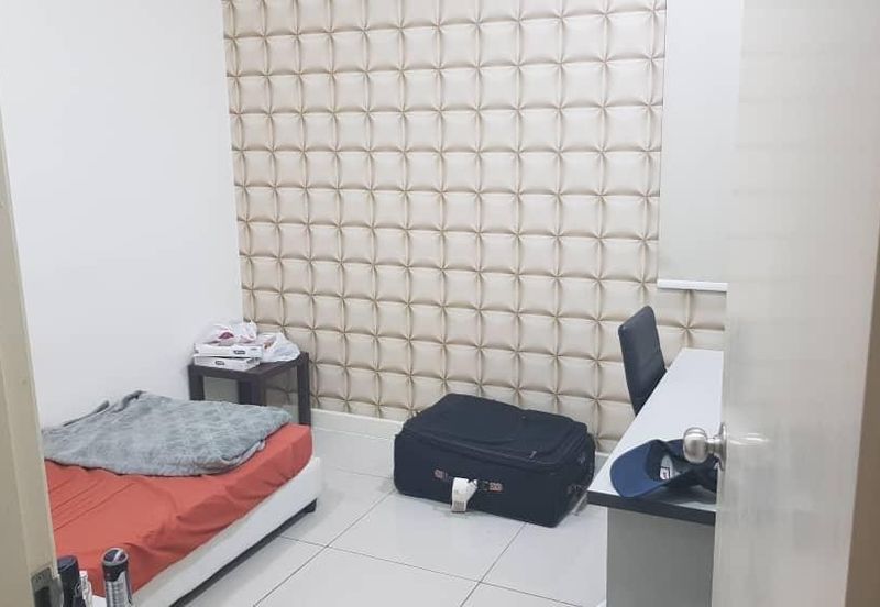 Dedaun Hijau (Greenfield Regency)