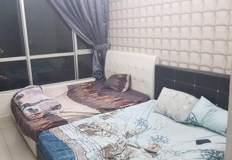 Dedaun Hijau (Greenfield Regency)