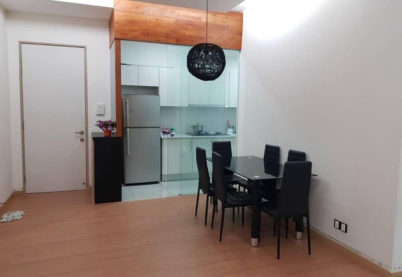 Dedaun Hijau (Greenfield Regency)