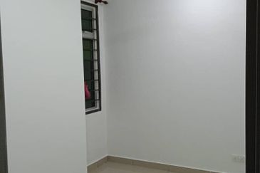 Eastbay Luxury Apartment