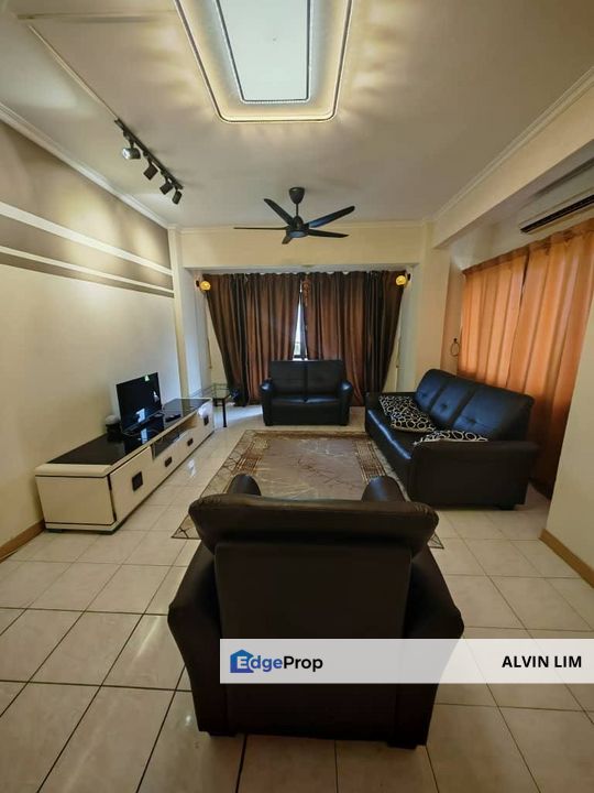 Pan Vista/ Permas/ Corner/ Near Ciq/ Huge Unit/ 4bedroom/ Cheapest, Johor, Permas Jaya/Senibong