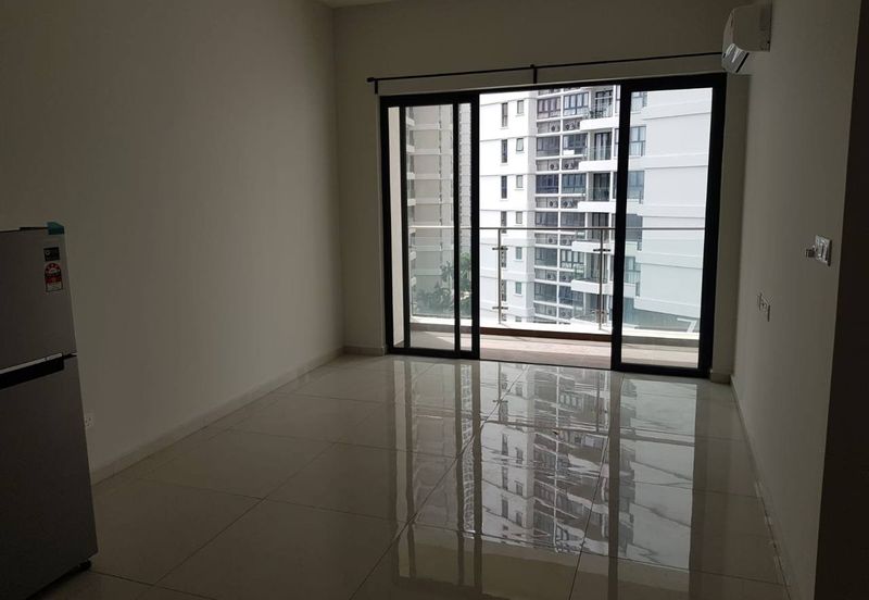 Baypoint @ Country Garden Danga Bay