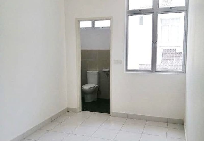 The Fern, Meridin East